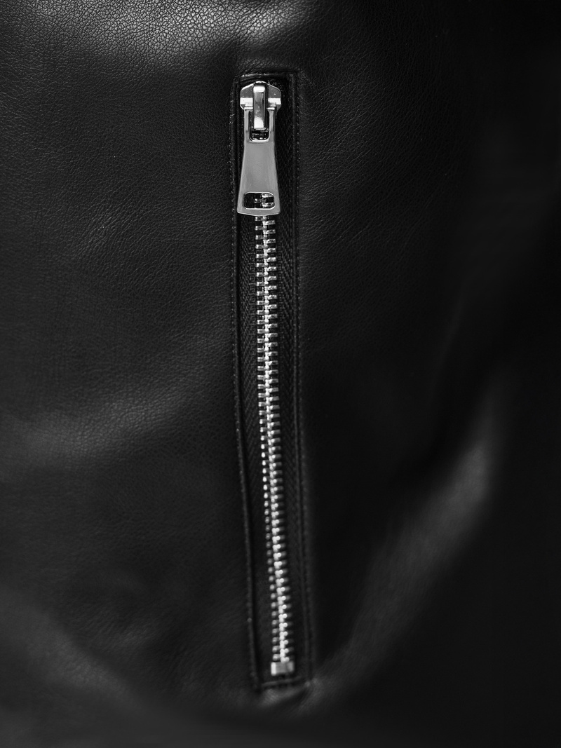 Men's Leather Jacket - Black OZONEE JS/11Z8107